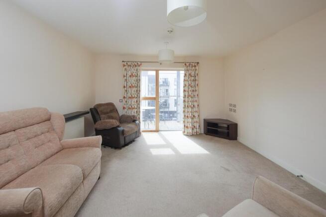 150 Queensway Court_-7.jpg