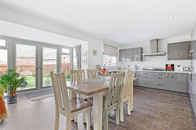 20 Gresley Way - kitchen (brochure).jpg
