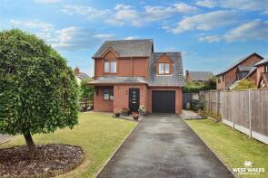 109, Tudor Gardens, Merlins Bridge, Haverfordwest SA61 1LQ