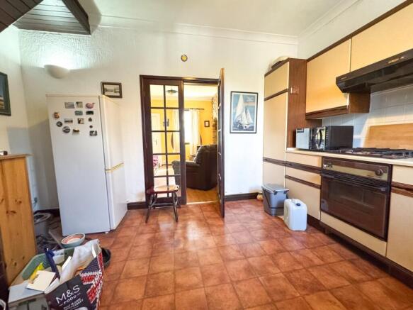 2 bed Terraced for sale Image 6