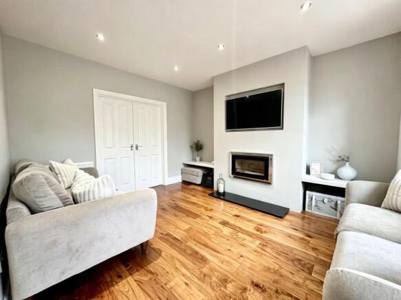 Gaynes Park Road, Upminster photo 4