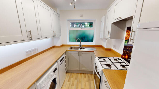 Fern-bank-Court-Flat