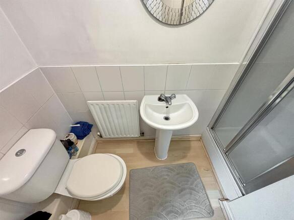 4 bed Town House for sale Image 11