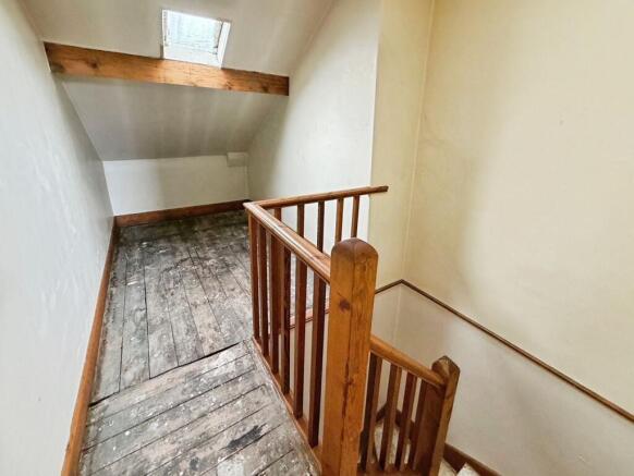 2 bed Terraced for sale Image 8