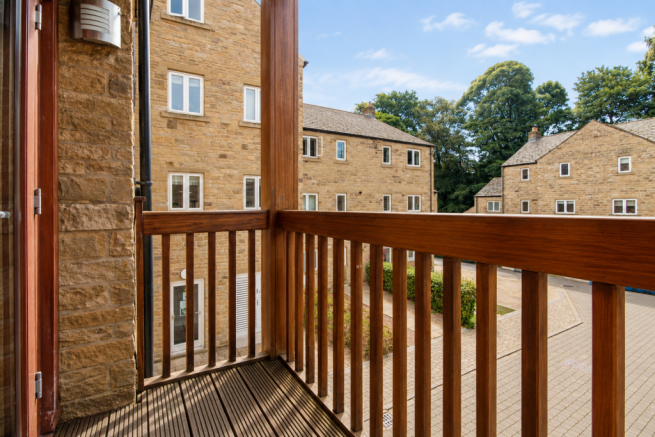 2 bed Apartment for sale Image 6