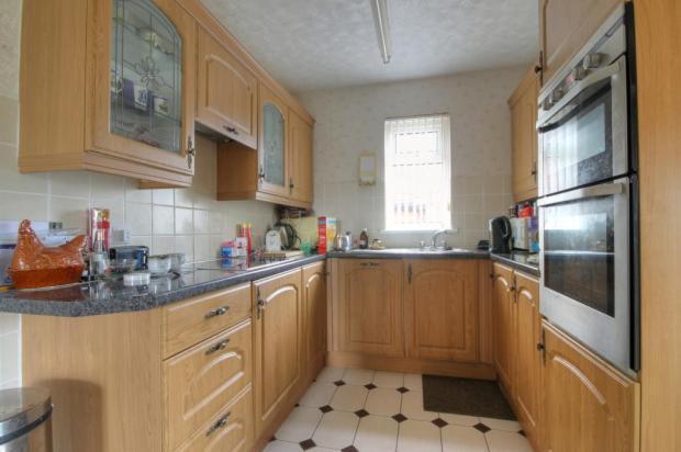 Kitchen Pic 1