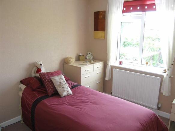 BEDROOM 3: