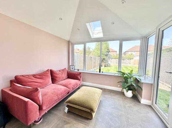Burford Grove, Sale photo 4