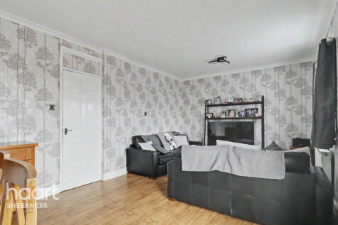 Davie Close, Sheerness