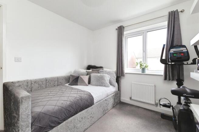 3 bed Semi-Detached for sale Image 11