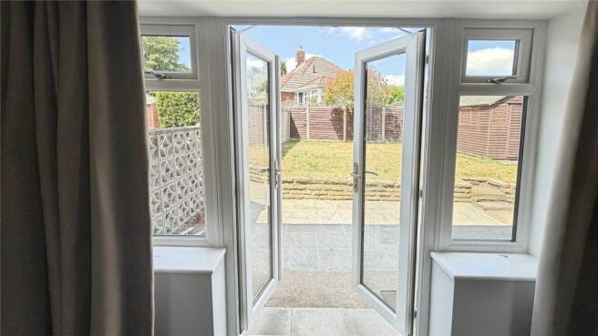 3 bed Semi-Detached to rent Image 7