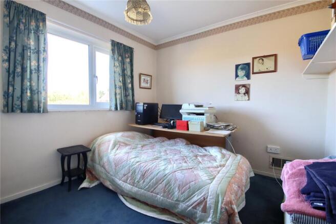 4 bed Link Detached House for sale Image 12