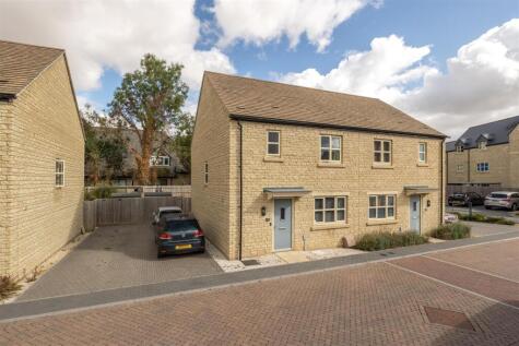 Daisy Crescent, Eynsham, Witney