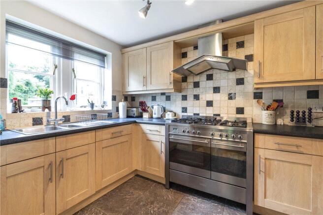Smart Fitted Kitchen