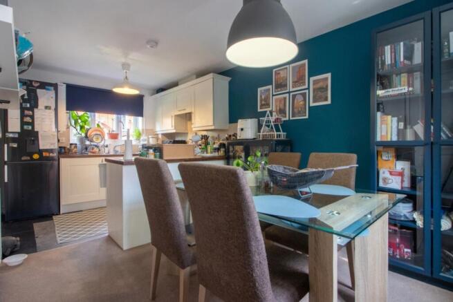 DiningRoom