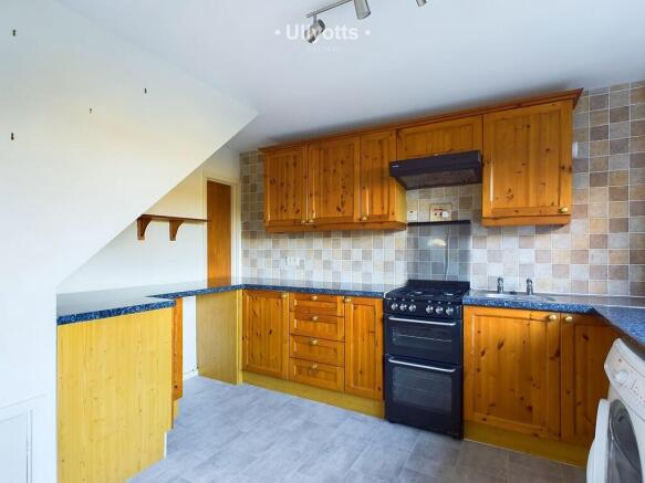 3 bed Semi-Detached to rent Image 4