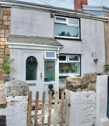 2-bed terraced on Wesley Place, Beaufort, Ebbw Vale, NP23 5JS, £152,000