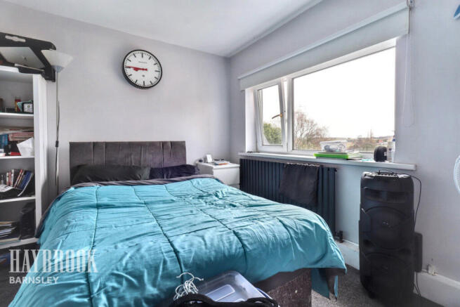 3 bed Semi-Detached for sale Image 11