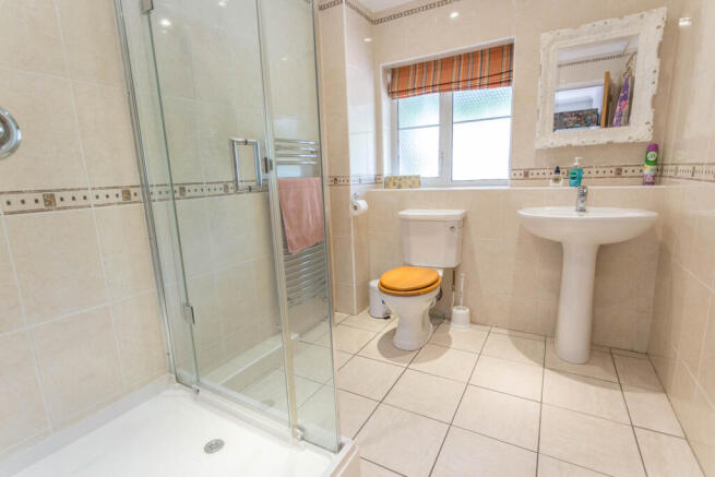 Cloaks/Shower Room