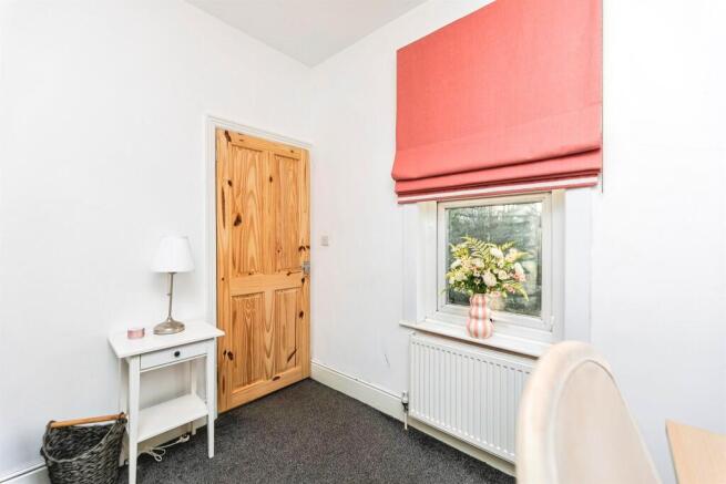 2 bed Terraced for sale Image 11