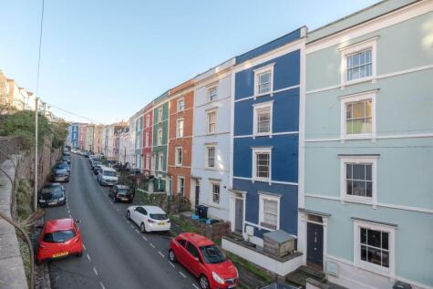 Top floor flat, Ambrose Road, Bristol