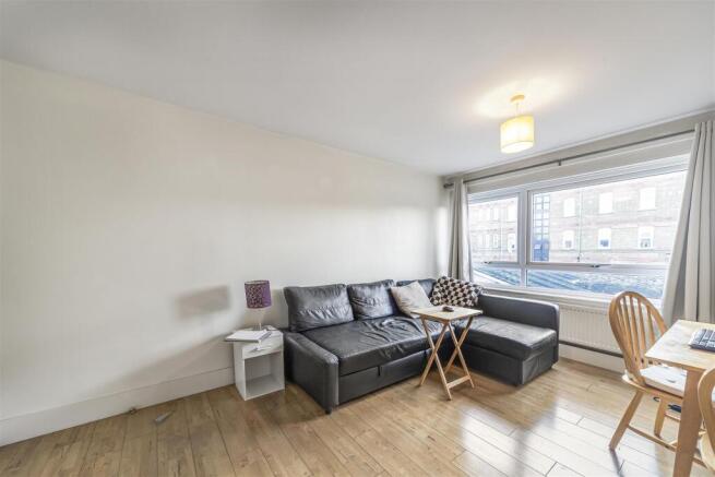 Nantes_Close_Eden harper