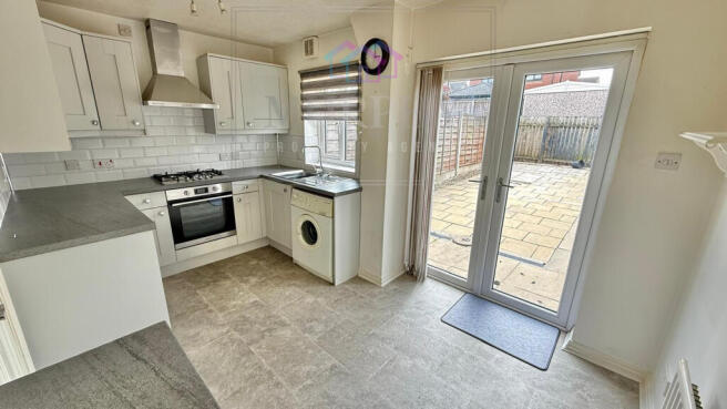 2 bed Town House for sale Image 6