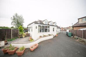 3, Milton Crescent, Poulton-le-fylde FY6 8DD