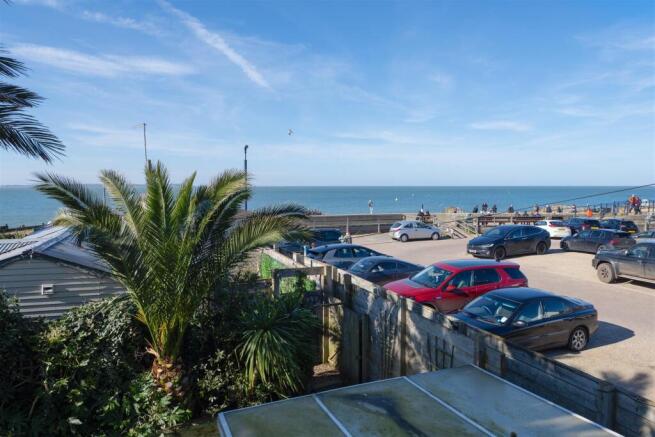 Island Wall, Whitstable