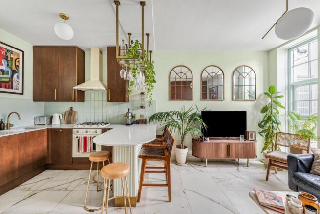 Kitchen/Reception