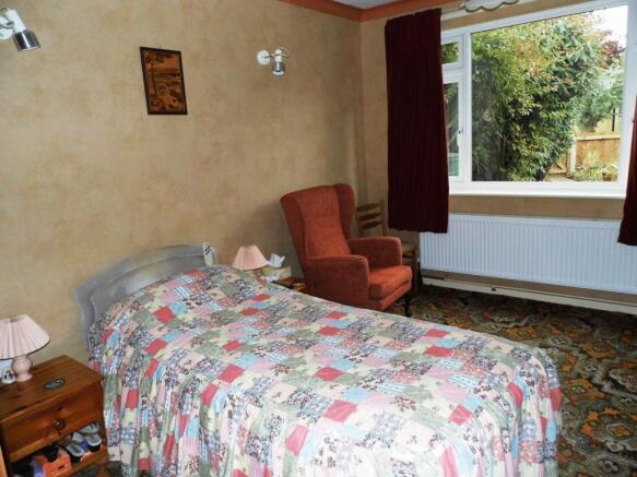Downstairs Bed...