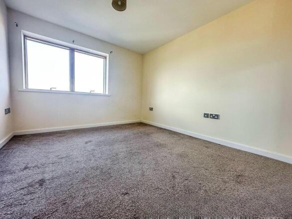 1 bed Flat for sale Image 6