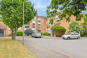68, Trotwood, Chigwell IG7 5JP