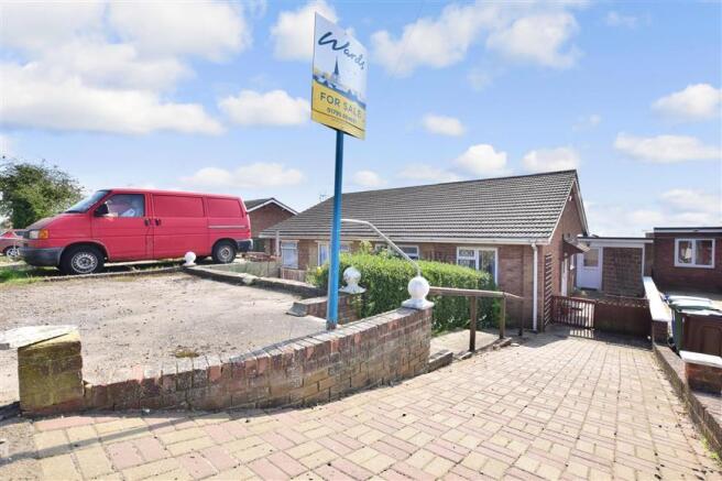 Driveway/Parking