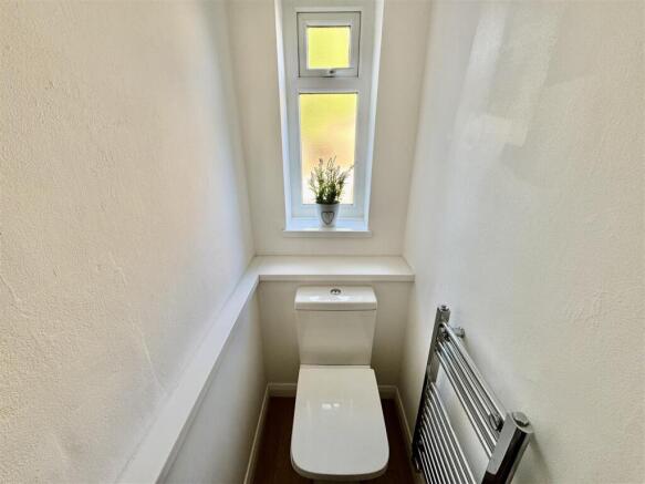 2 bed Terraced to rent Image 11