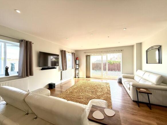 Charles Henderson Mews, Taylor Road, Romney Marsh, Kent, TN29 photo 4