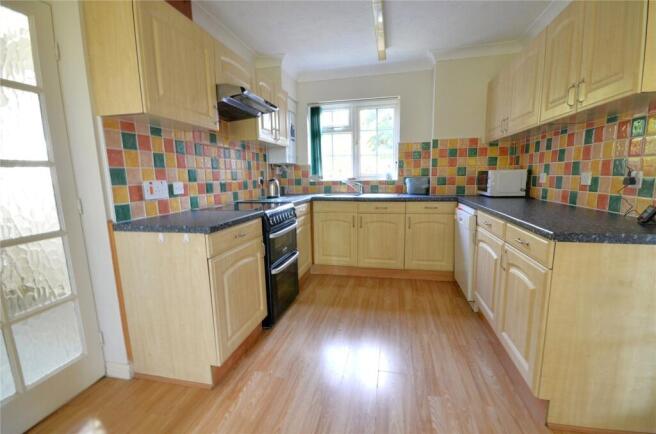 Woods Hill Lane, Ashurst Wood, West Sussex, RH19 photo 4