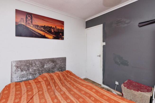 2 bed Semi-Detached for sale Image 10
