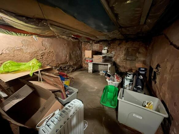 2 bed Terraced for sale Image 12