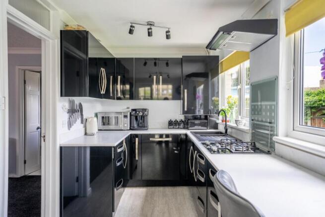 3 bed Detached for sale Image 10