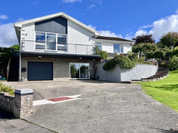 10 Holroyd Road, Kirkcudbright - Williamson and He