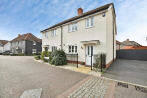 3, Algar Close, Dunmow CM6 4AF