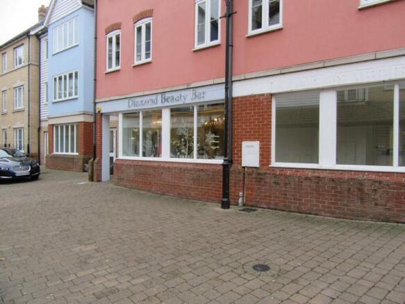 Roche Close 0612 30.JPG