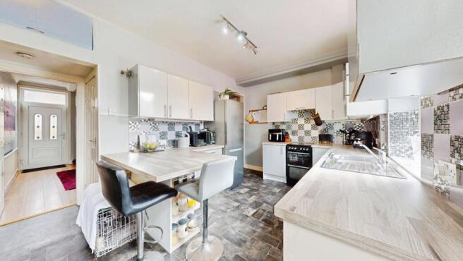 2 bed Terraced for sale Image 8
