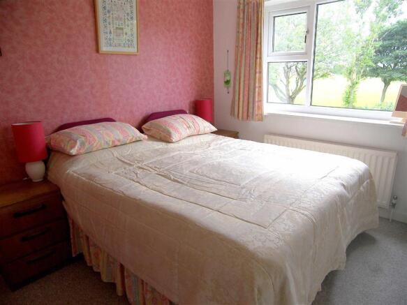REAR BEDROOM FIVE