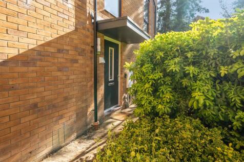 Divot Way, Basingstoke, RG24
