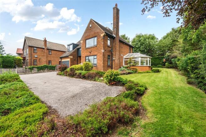 5 bed Detached for sale Image 10