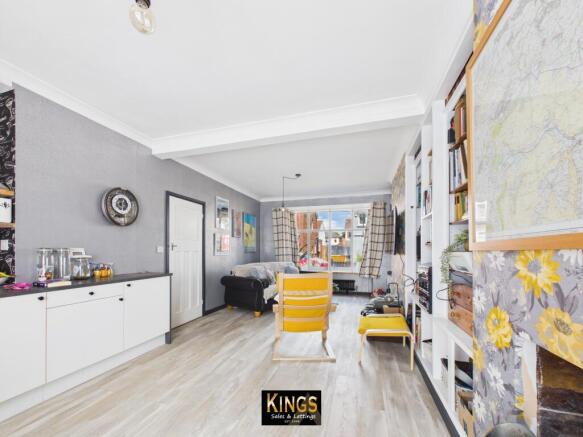 2 bed Semi-Detached for sale Image 4