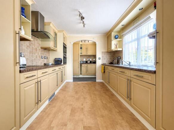 Kitchen.jpg