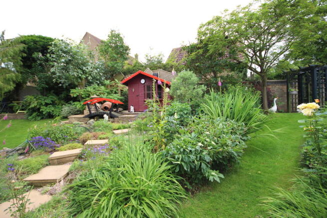 Photo 25